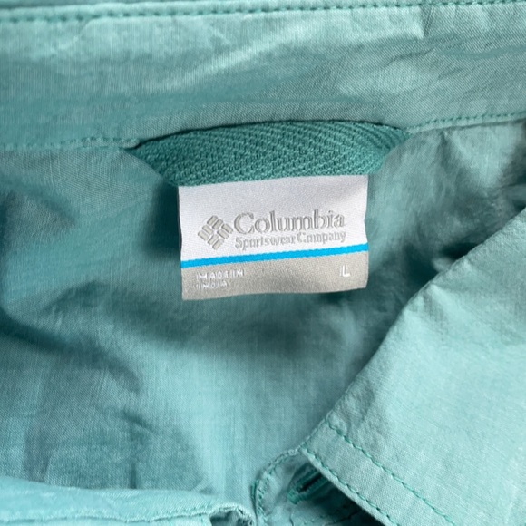Men’s Columbia button down shirt with tags still on it - Picture 2 of 5